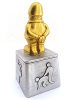 Dick Of The Year – Esprili Masaüstü Ödül Heykeli Model 3 - Görsel 4